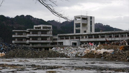 震災後11か月の釜石東中学校